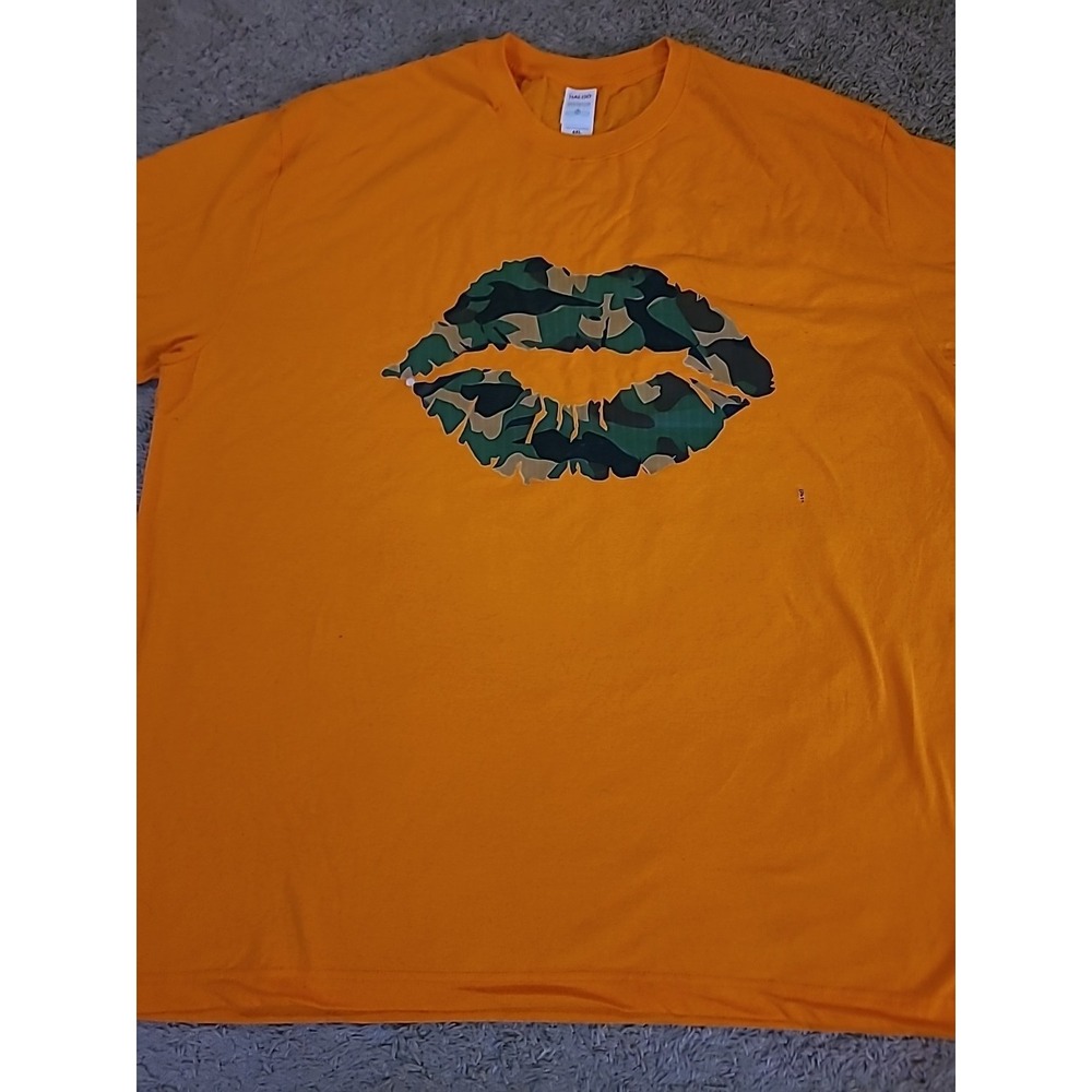 CAMO Lips Graphic T-SHIRT Orange 4XL